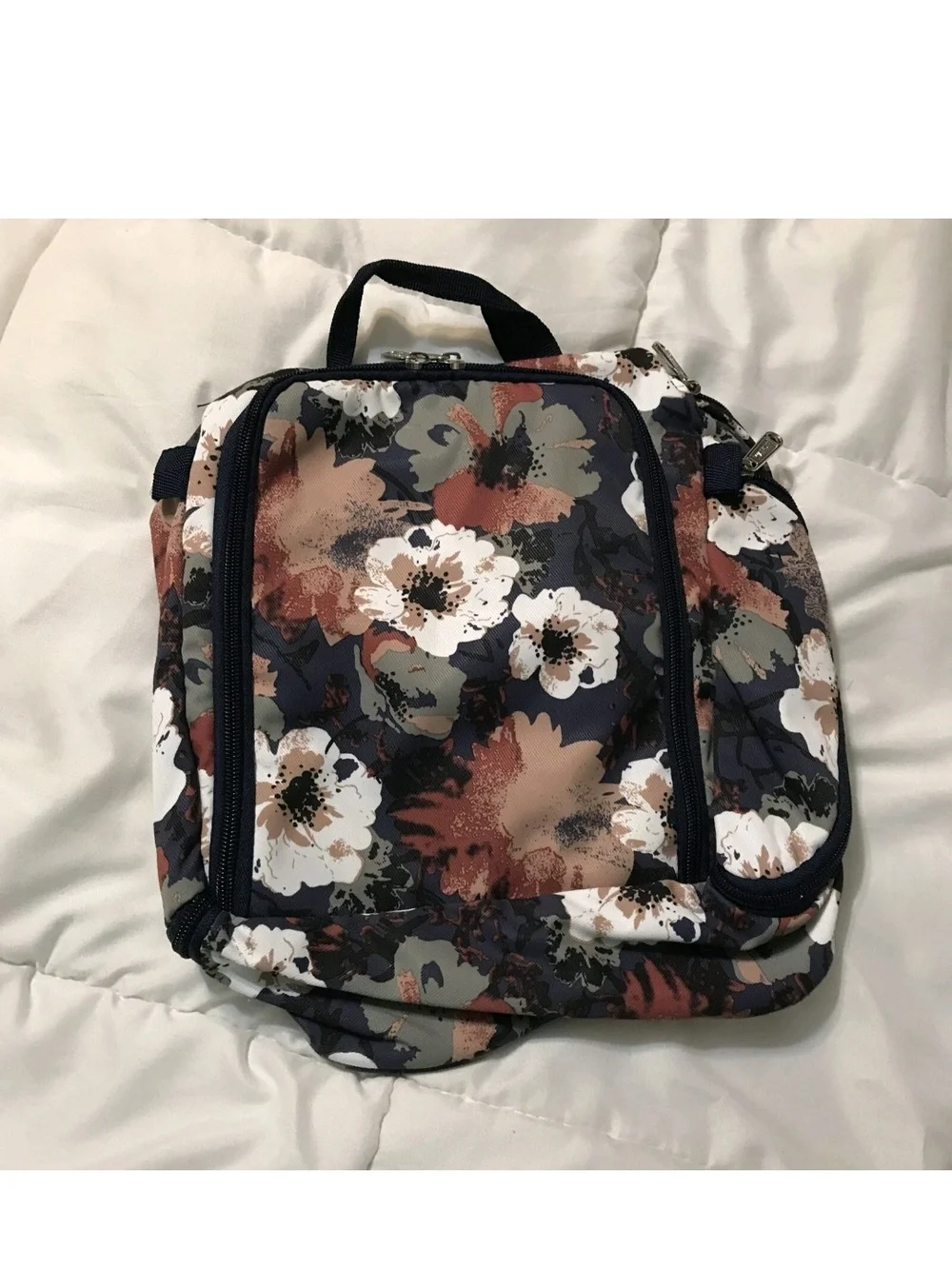 WANDF Hanging Floral Bag- New with Tags!!